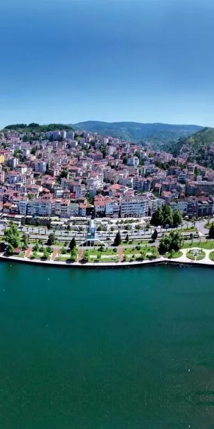 Kuşbakışı Kdz. Ereğli, liman ve Karadeniz