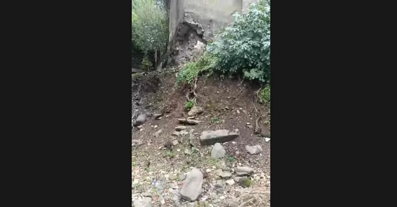 Kirmanlı 1 Nolu Pestilci Sokak’ta metruk binanın yıkılma tehlikesine müdahale istendi