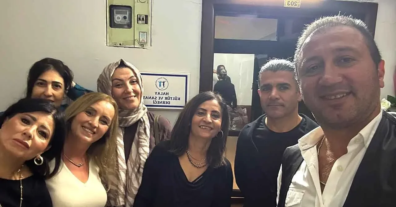 Halay Kültür ve Sanat Derneği gecesinde kursiyerler gönüllerince eğlendi