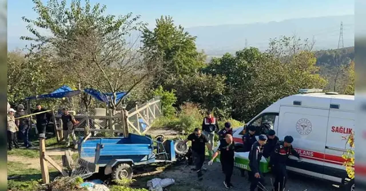 Tarla yolunda 'patpat' devrildi: 1 kişi öldü, 1 kişi yaralandı