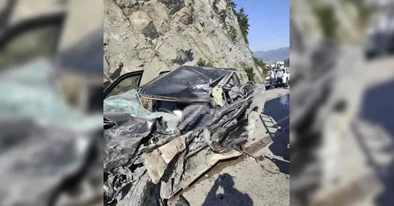 Feci kaza: Mudurnu-Nallıhan Aynalıkaya'da TIR ile kamyonet çarpıştı