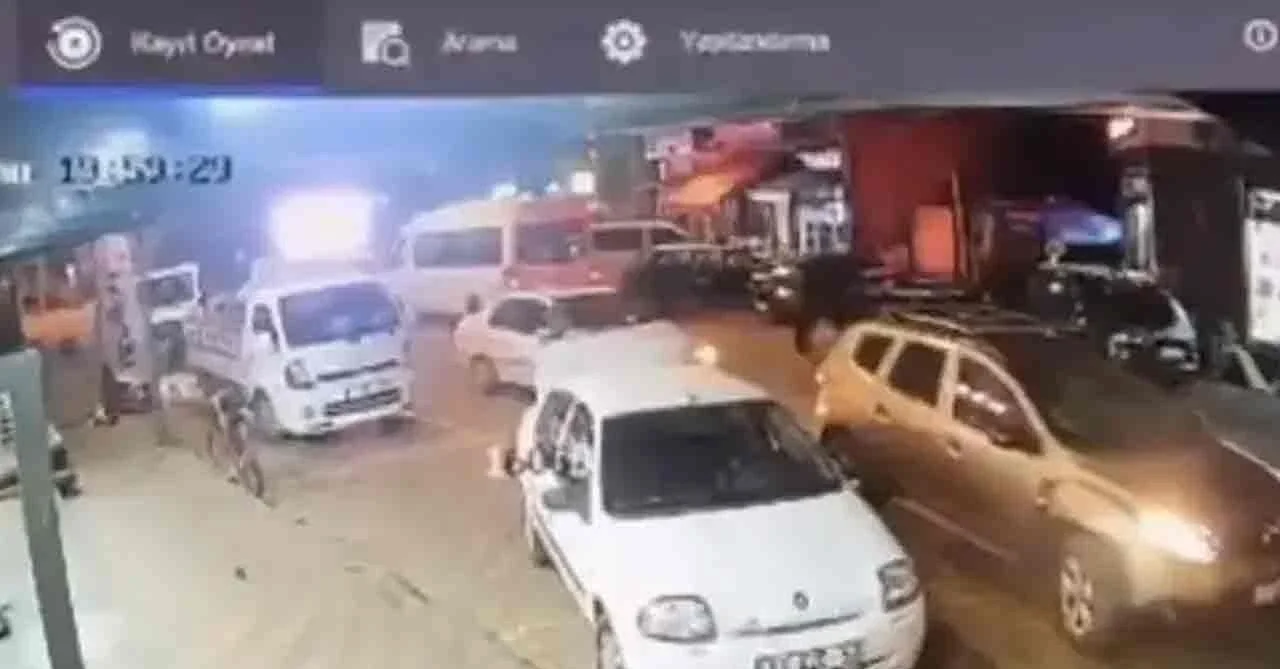 Fren yerine gaza basınca markete daldı